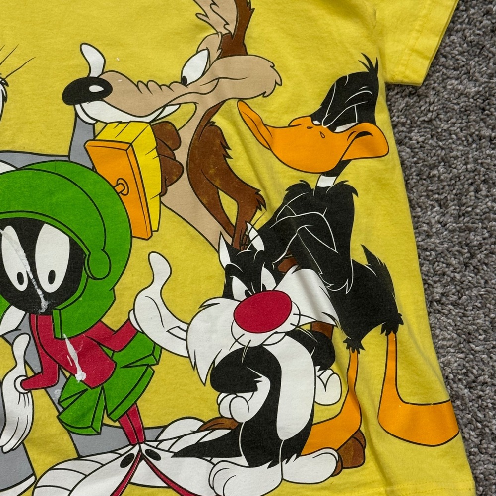 Vintage 90s Looney Tunes‎ AOP Wrap Around Sun Sportswear Yellow T-Shirt Mens XL - Picture 6 of 9